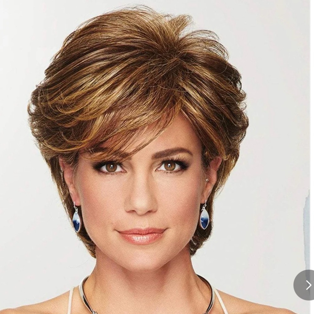 Gabor Gratitude
Dark Blonde